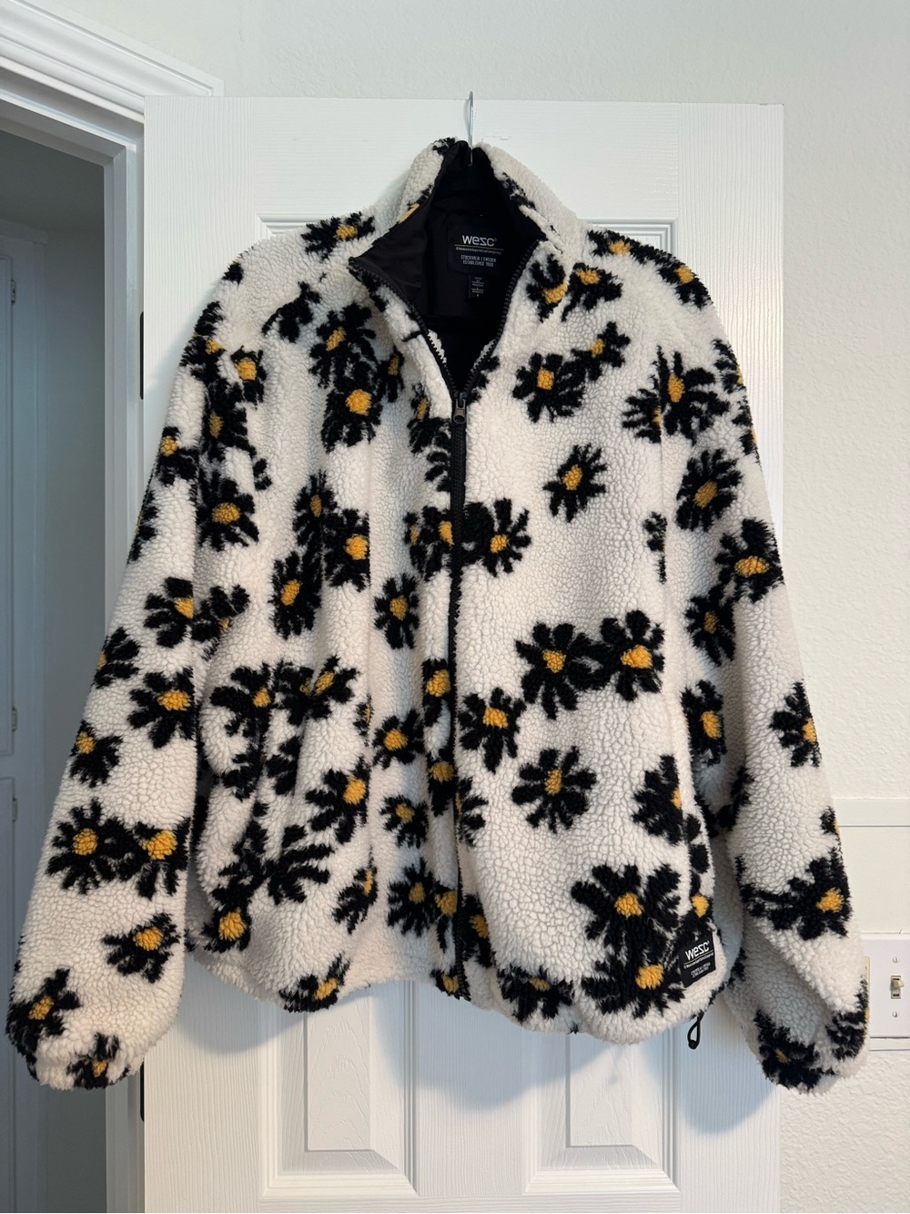Wesc Daisy Sherpa Oversized Jacket